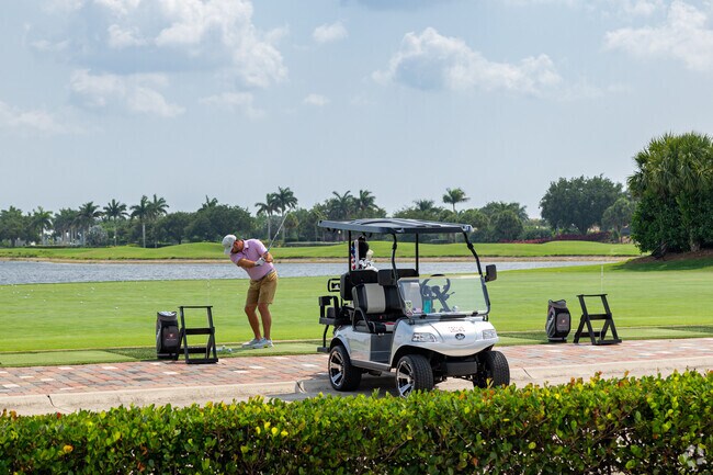 Heritage Bay golfers can practice their swing on the driving range.