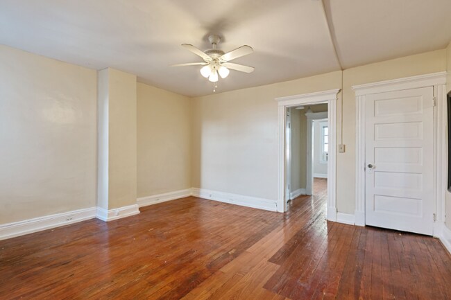 2916 Guilford Ave unit 3, Baltimore, MD 21218 - photo 2