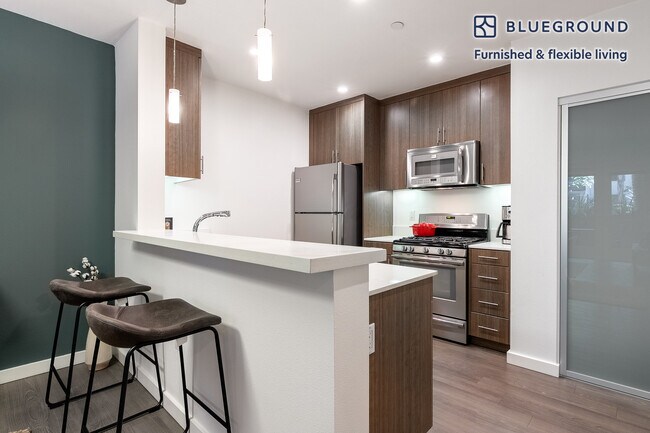 375 N La Cienega Blvd unit FL2-ID150, West Hollywood, CA 90048 - photo 5