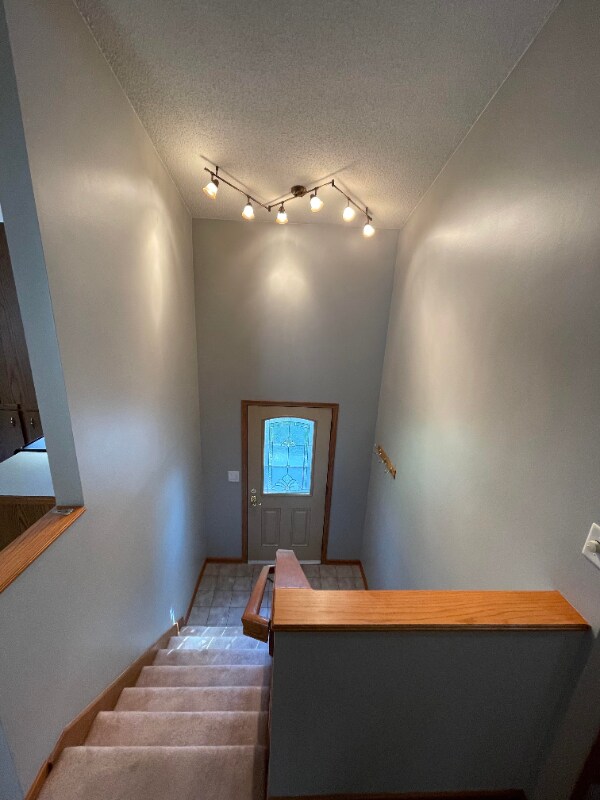 6407 Carpenter Ave, Windsor Heights, IA 50324 - photo 6