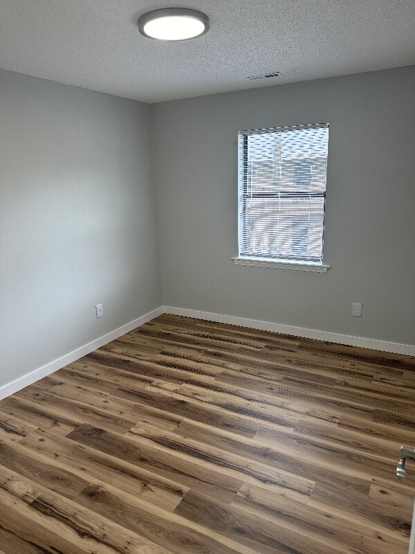 3338 Frontgate Dr unit 24, Greenville, NC 27834 - photo 6