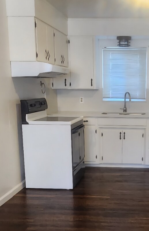 9662 Eisenbeisz St Unit B, Elk Grove, CA 95624