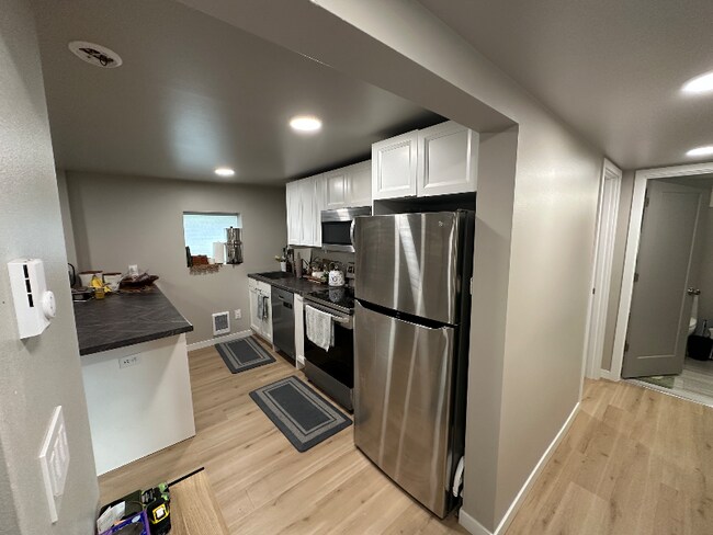 120 University Dr S unit 1, Fargo, ND 58103 - photo 2