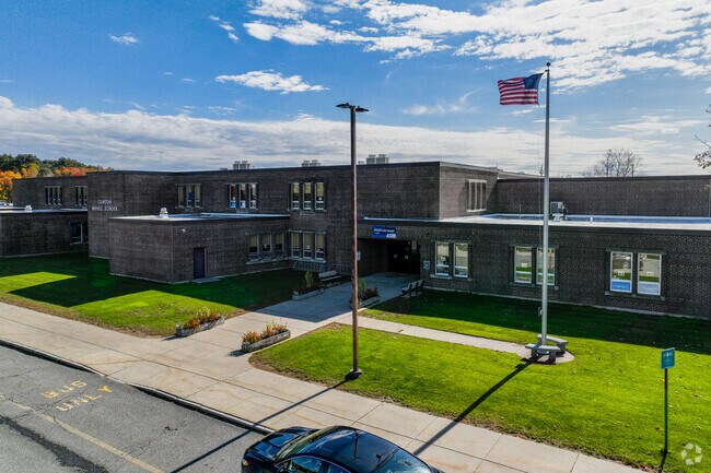 Clinton Middle School encourages creativity and critical thinking.