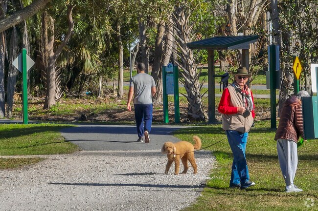 Fern Park locals can take their furry friends to Kewannee Trail and Park for some exercise.