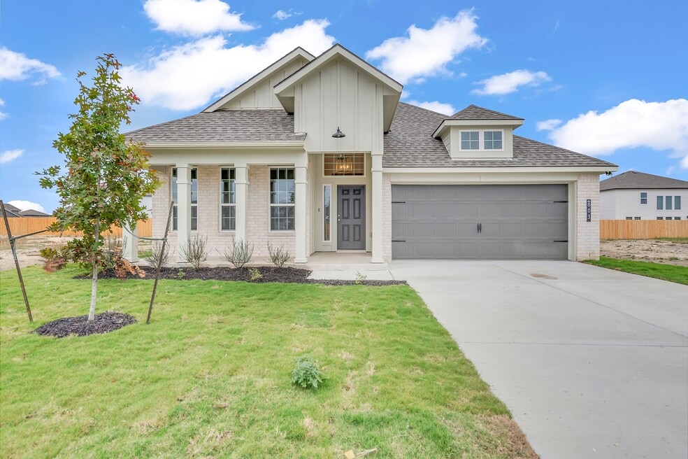 803 Nancy Olivia Cir, Killeen, TX 76542 - photo 1