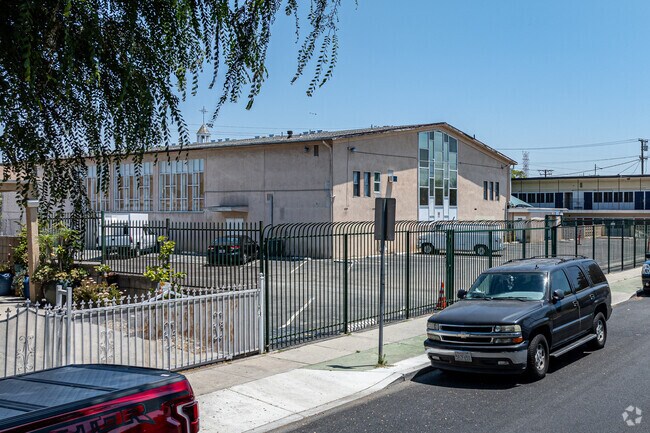 Valiente College Prep School in South Gate, prepares students for a bright future.