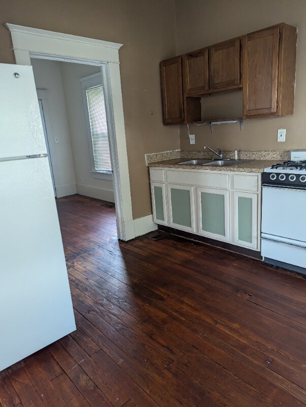 102 S 19th St unit 1, Murphysboro, IL 62966 - photo 3