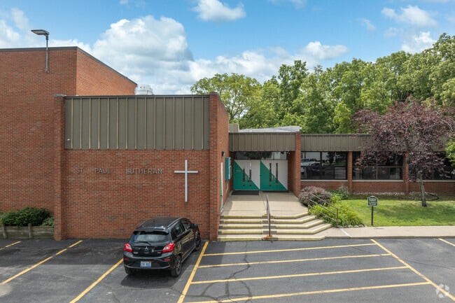 St Pauls Lutheran School's main entrance.