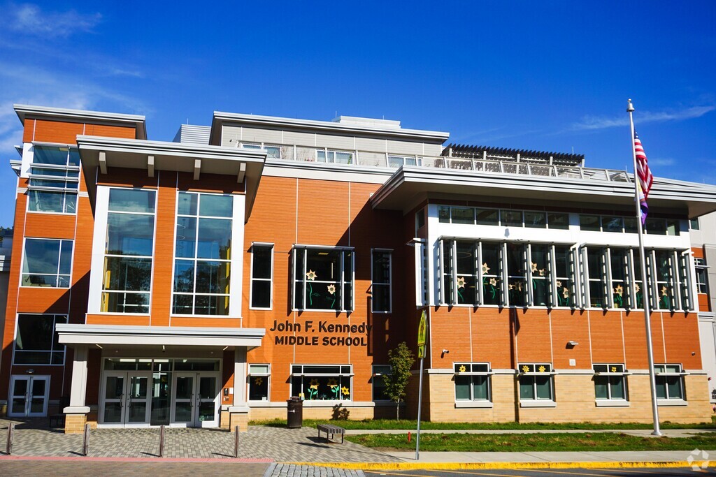 J F Kennedy Middle School serves students in the Framingham community.