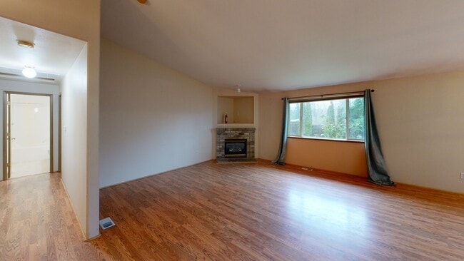 14219 80th Avenue Ct E, Puyallup, WA 98373 - photo 2