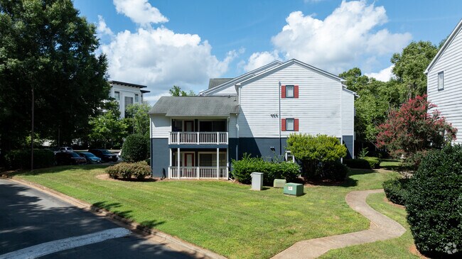 Sailpointe at Lake Norman, Cornelius, NC 28031 - photo 2