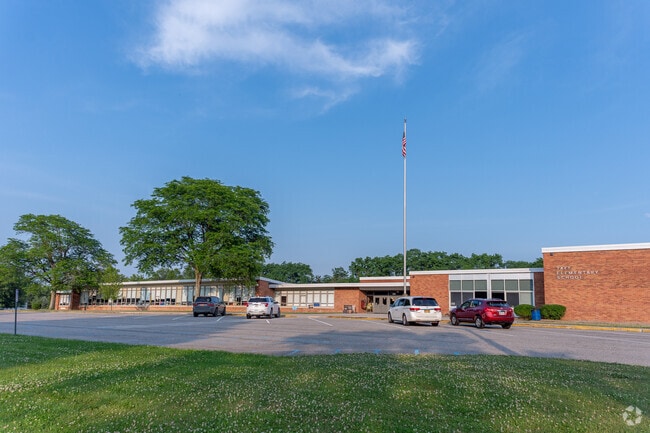 Students from Blooming Grove can begin their education at Taft Elementary School.