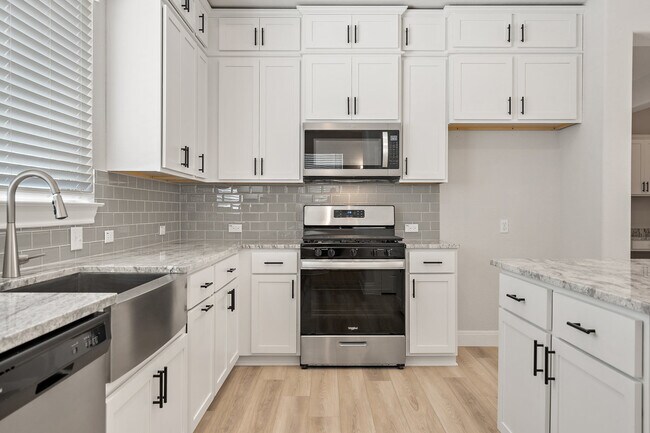 168 Rieber Rd unit 36481207, Kyle, TX 78740 - photo 7