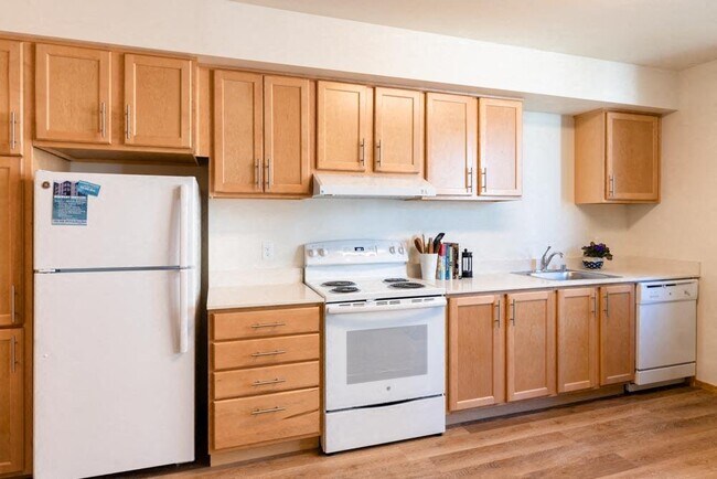 Arbora Court, Seattle, WA 98105 - photo 2
