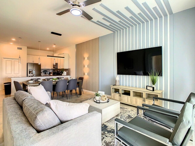 955 Splash Shot Place unit ID1315038P, Champions Gt, FL 33896 - photo 2