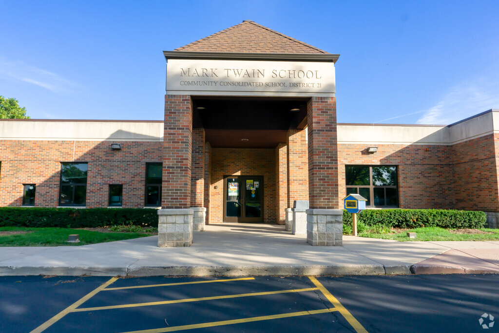 Mark Twain Elementary School serves students in the Wheeling community.