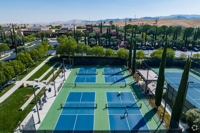 Enjoy pickle ball at at the Deer Ridge-Marsh Creek neighborhood.