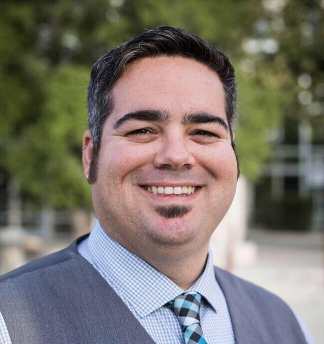 Agent Photo