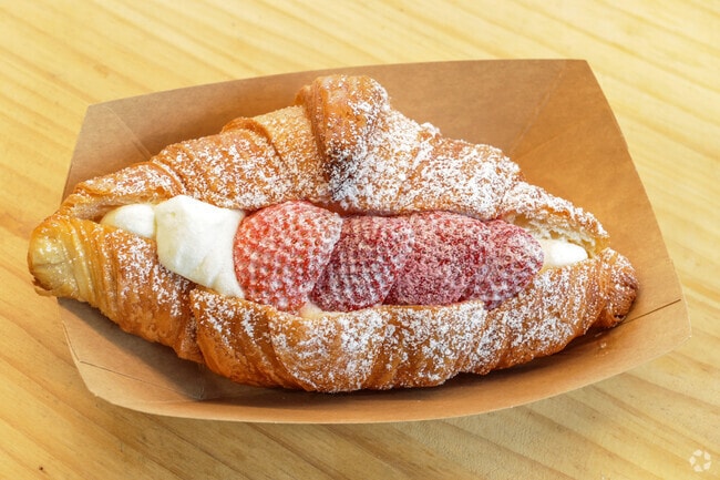 Lou's Les Jours Cafe is a pleasant spot to unwind and enjoy a treat near Wellington.