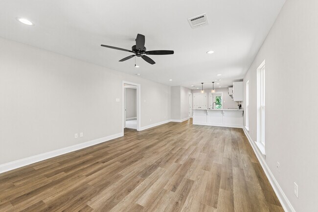 230 Camerons Cove Dr, Carencro, LA 70520 - photo 6