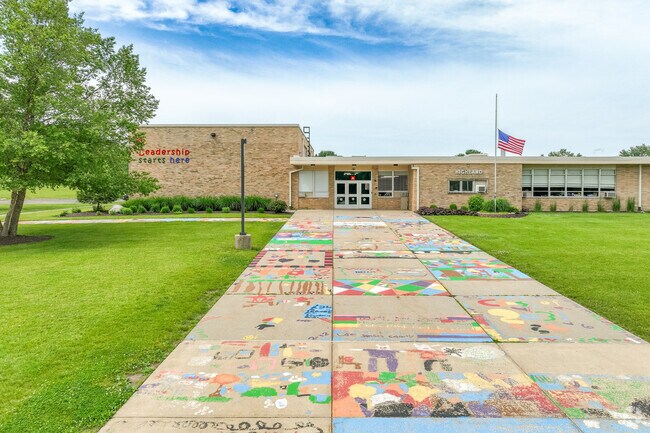 Highland Elementary 
School accepts students from Davis Junction to its colorful campus.