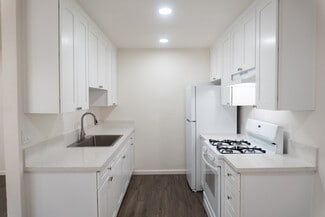 1441 13th St, Imperial Beach, CA 91932