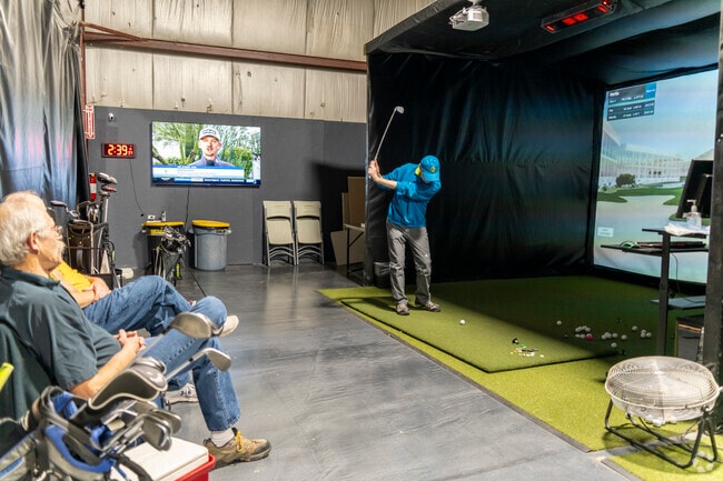 Ann Arbor Indoor Golf near Jackson offers year-round practice.