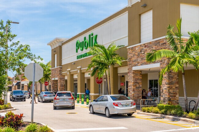 The Publix shopping plaza serves High Point residents for their grocery needs.