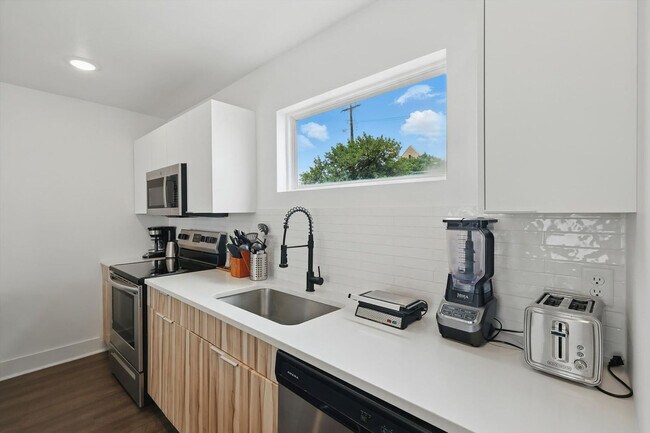 4416 San Jacinto St unit ID1241882P, Dallas, TX 75204 - photo 3