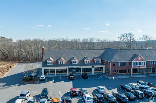 Ebridge Montessori School provides education in the neighborhood of Westborough.