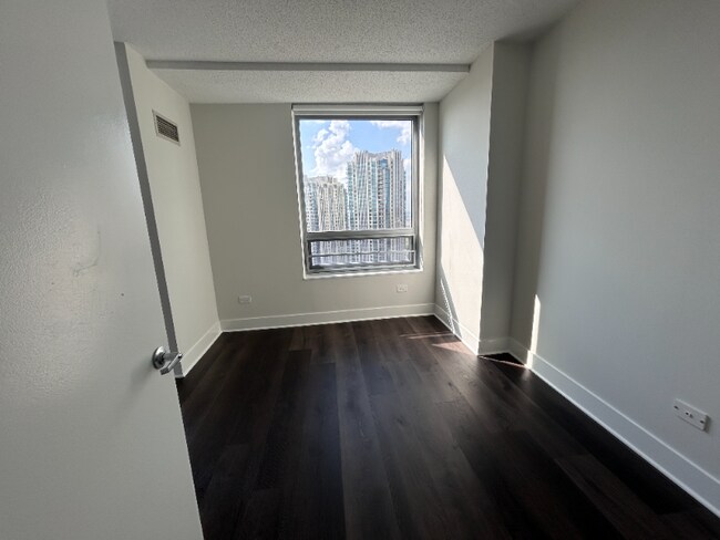 309 N Canal St, Chicago, IL 60606 - photo 5