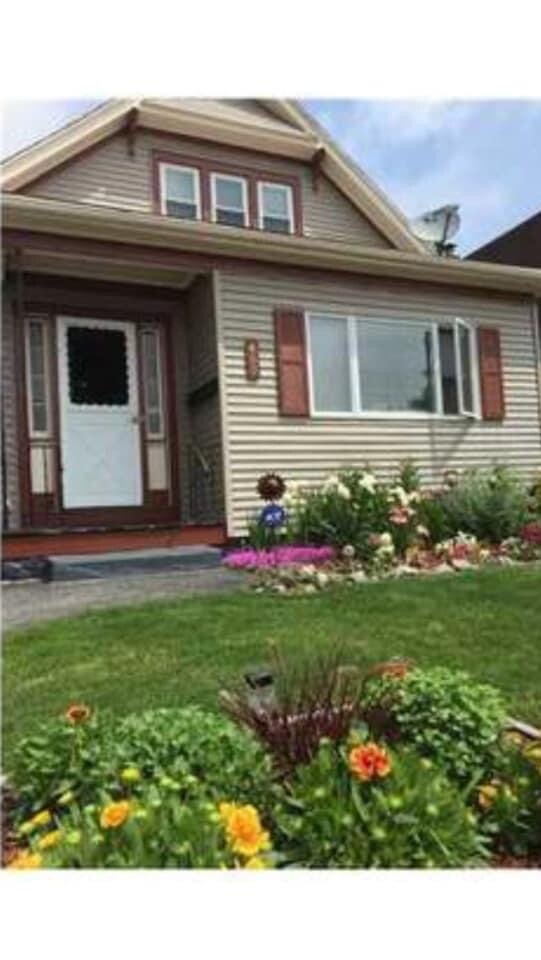 462 Taunton Place unit 462 Taunton Pl, Buffalo, NY 14216 - photo 2