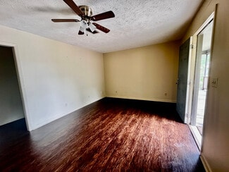 576 Halbert Heights Rd Unit C8, Brookhaven, MS 39601