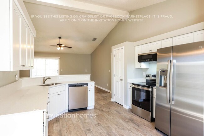 1736 Northglen Cir, Middleburg, FL 32068 - photo 7