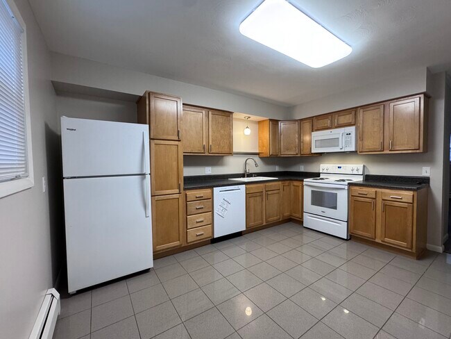24306 W McGillen Ave unit 3, Mattawan, MI 49071 - photo 3