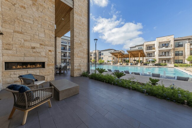 Lenox SoCo, Austin, TX 78745 - photo 3