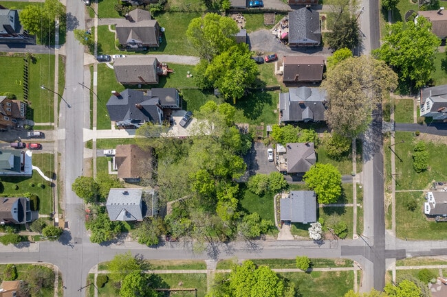Aerial view of street grid in Kennedy Heights.