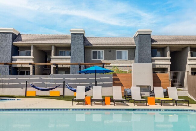 Allanza at The Lakes, Las Vegas, NV 89117 - photo 7