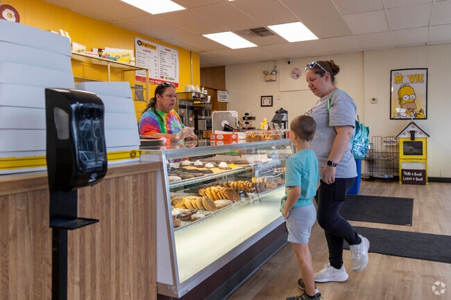 Mel-O-Cream Donuts in Lincoln Park is a Springfield institution with locals visiting daily.