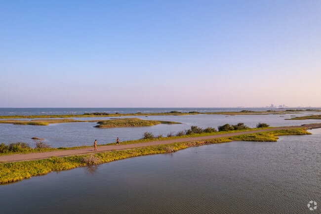 Jogging and biking trails at Sunset Park offer amazing views.