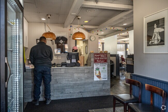 Kylawn residents can grab takeout or dine-in at Que Viet House III.