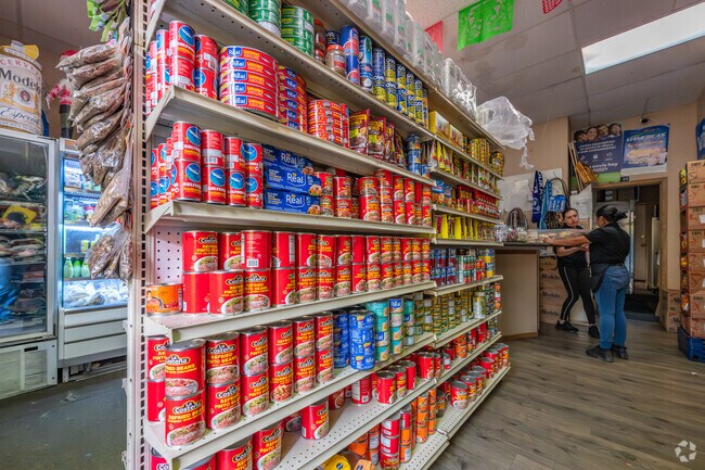 La Tapatia in South Hills stocks Mexican style groceries for the local residents.