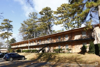 3554 Shallowford Rd, Chamblee, GA 30341