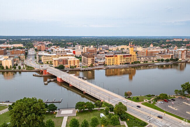 Walk across the bridge to Downtown Green Bay from Fisk Addition.