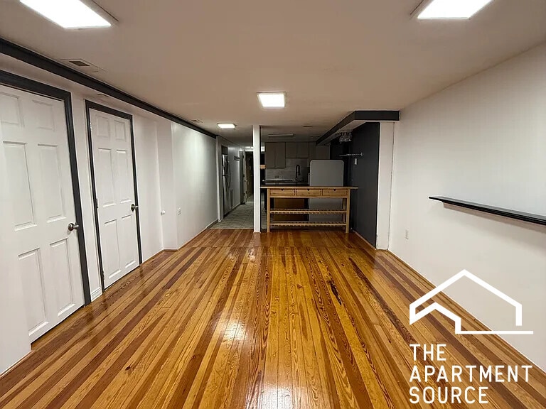 3318 W Pierce Ave unit G, Chicago, IL 60651 - photo 1