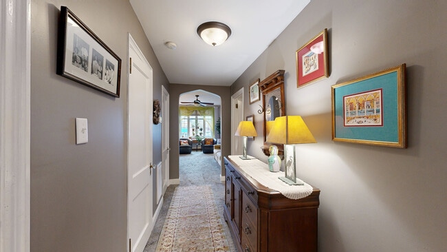 Riverview Manor unit UT208, Harrisburg, PA 17102 - photo 2