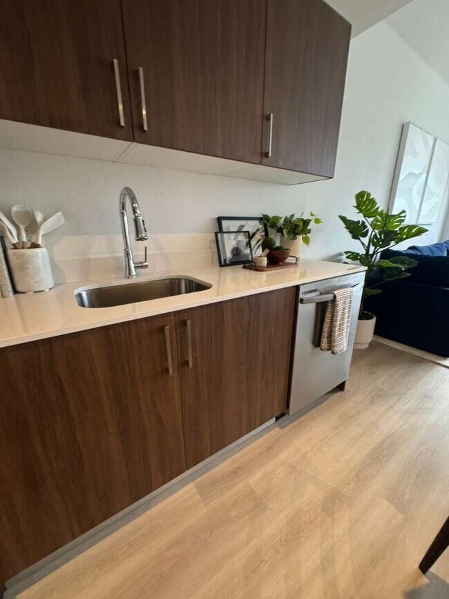 3718 NW 12th Terrace Unit B2, Miami, FL 33126