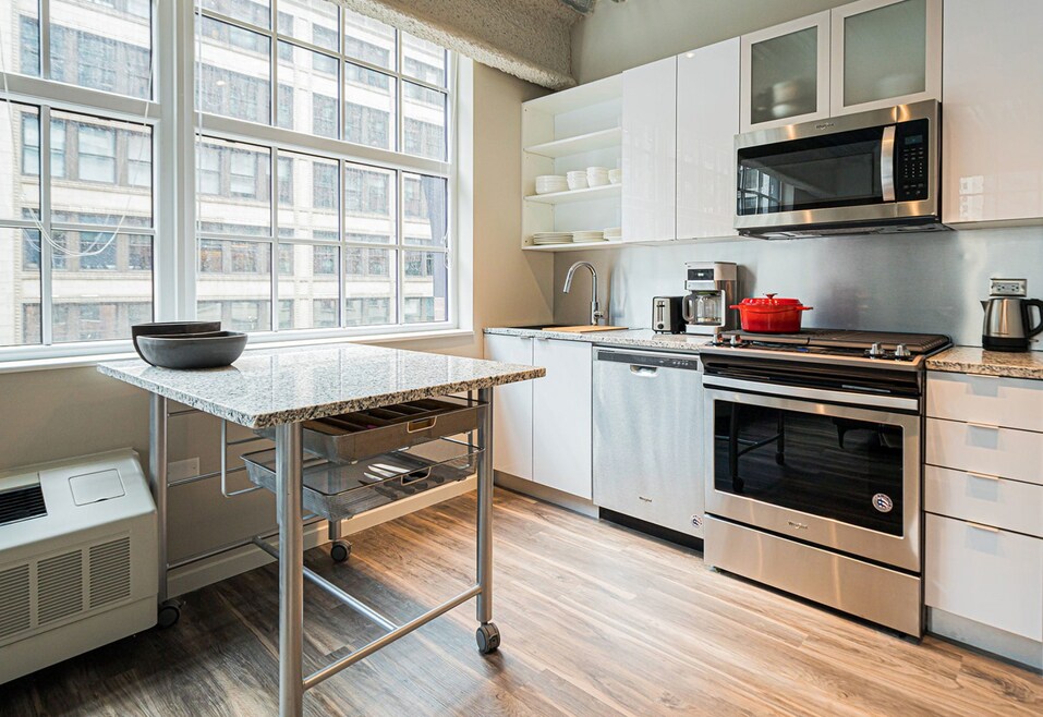 20 N State St unit 1129, Chicago, IL 60602 - photo 1