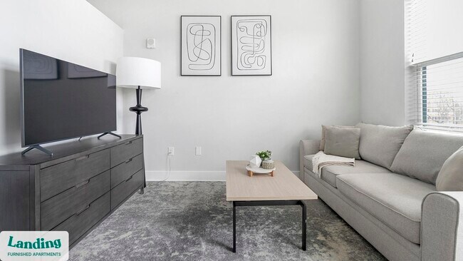 545 Foster St unit 611.1403761, Durham, NC 27701 - photo 2